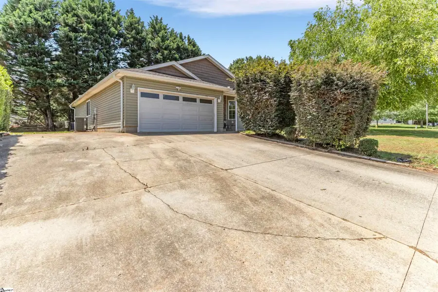 400 Panther Court, Greer, SC 29651 - #2