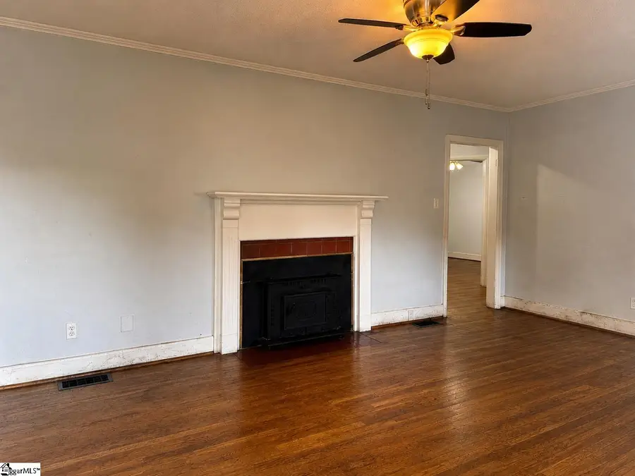 109 Neely Avenue, Spartanburg, SC 29302 - #2