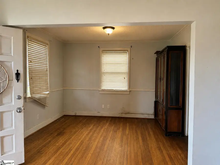 109 Neely Avenue, Spartanburg, SC 29302 - #3