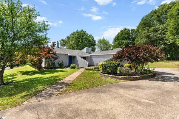 301 Black Horse Run, Simpsonville, SC 29681