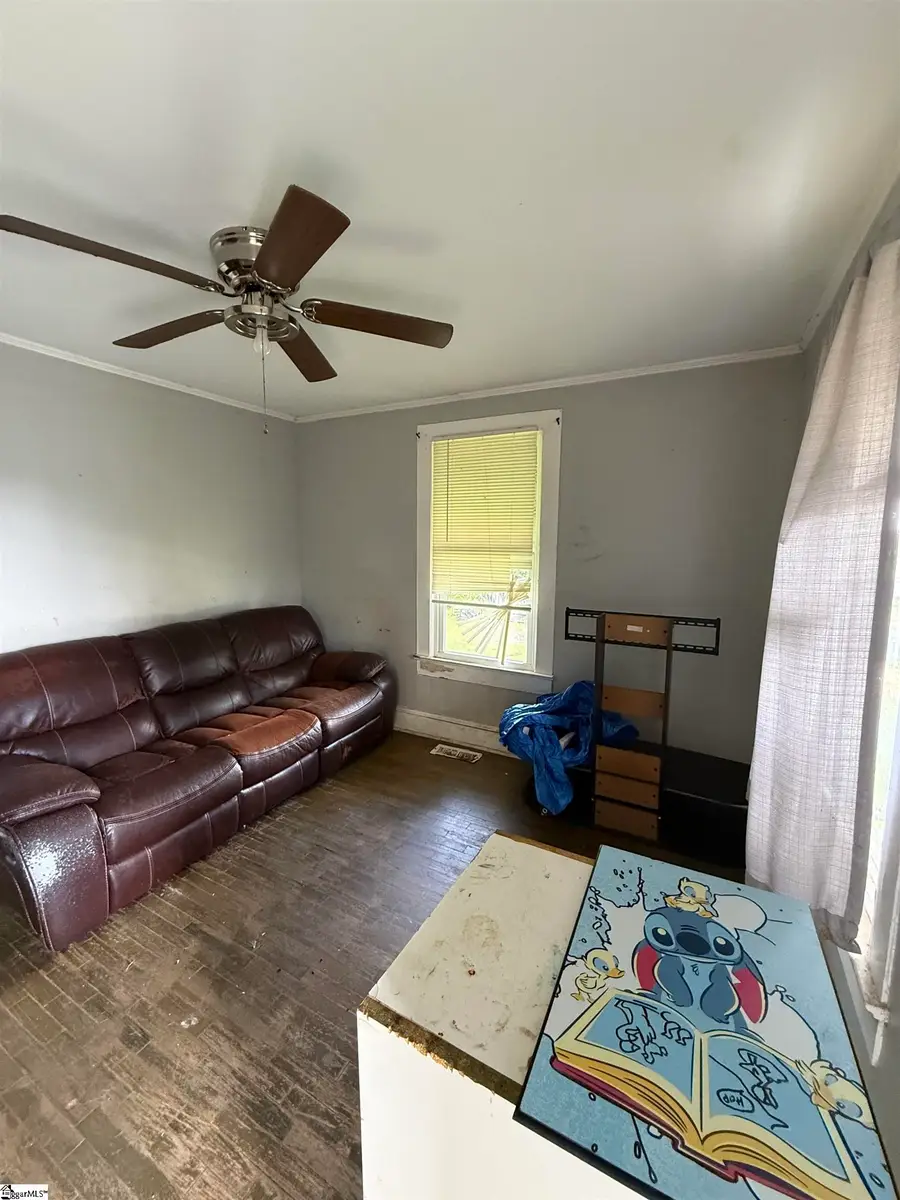 451 Longview Drive, Spartanburg, SC 29303 - #2