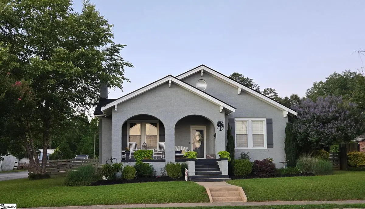 211 Duke Street, Ninety Six, SC 29666 - #1