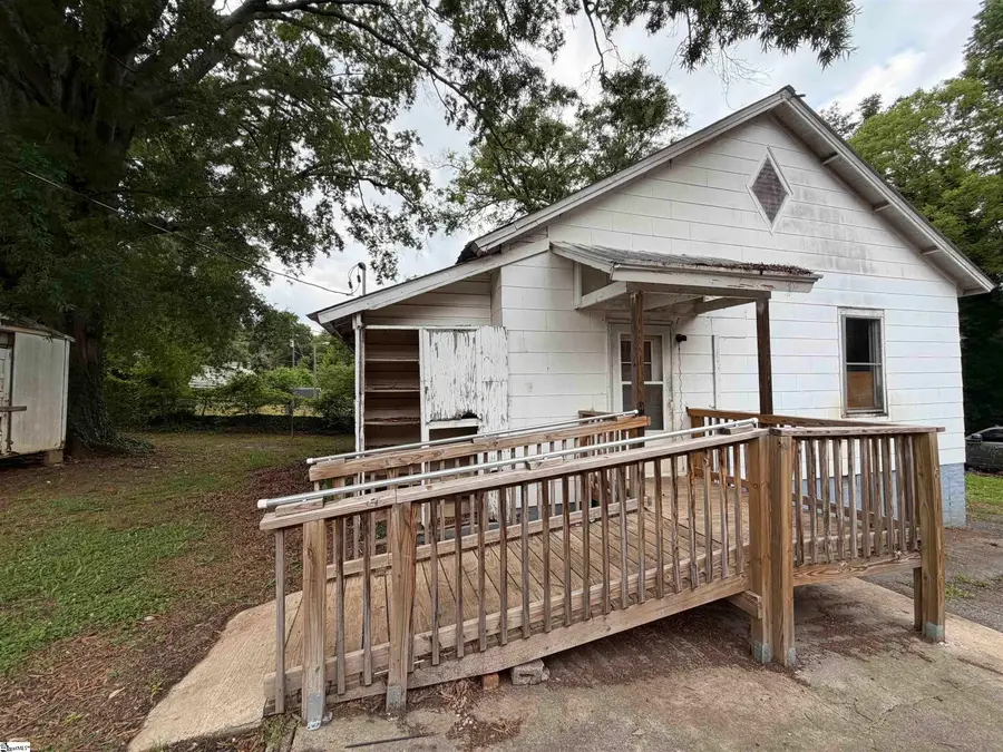 914 Pickens Avenue, Anderson, SC 29621 - #3