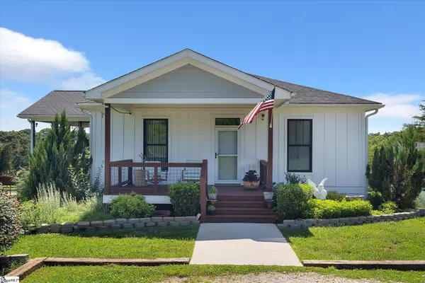 349 Amberwood Road, Pickens, SC 29671