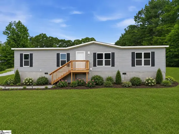 104 Tomahawk Drive, Easley, SC 29640