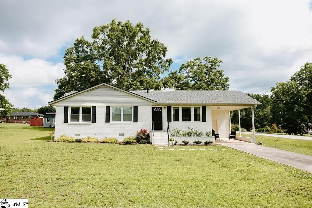 2 Polly Street, Honea Path, SC 29654 - #1