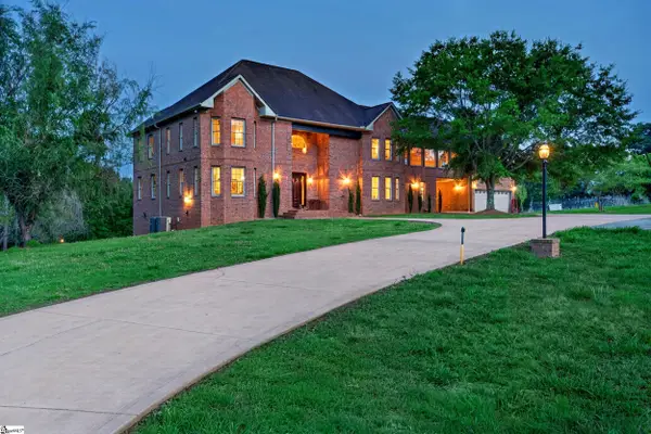 502 Hickory Hollow Road, Inman, SC 29349