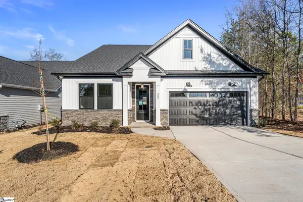200 Highland Street, Taylors, SC 29687