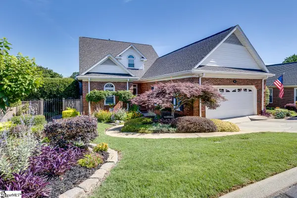 203 Greenview Circle, Greenville, SC 29609