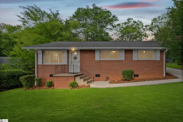 17 Eisenhower Drive, Greenville, SC 29607