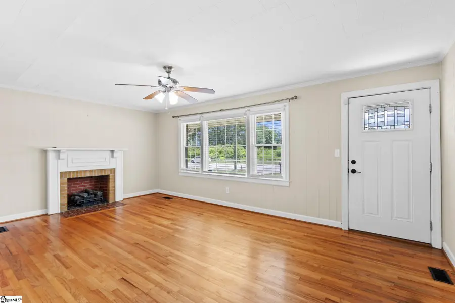 711 N Adair Street, Clinton, SC 29325 - #2
