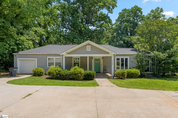 216 Piney Mountain Road, Greenville, SC 29609