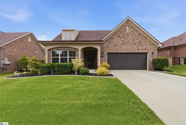 8 Heron Glen Way, Simpsonville, SC 29680-2349
