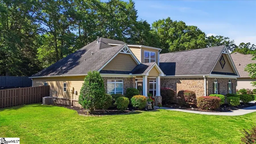 221 Montalcino Way, Simpsonville, SC 29681 - #3