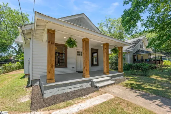 8 Bragg Street, Greenville, SC 29611