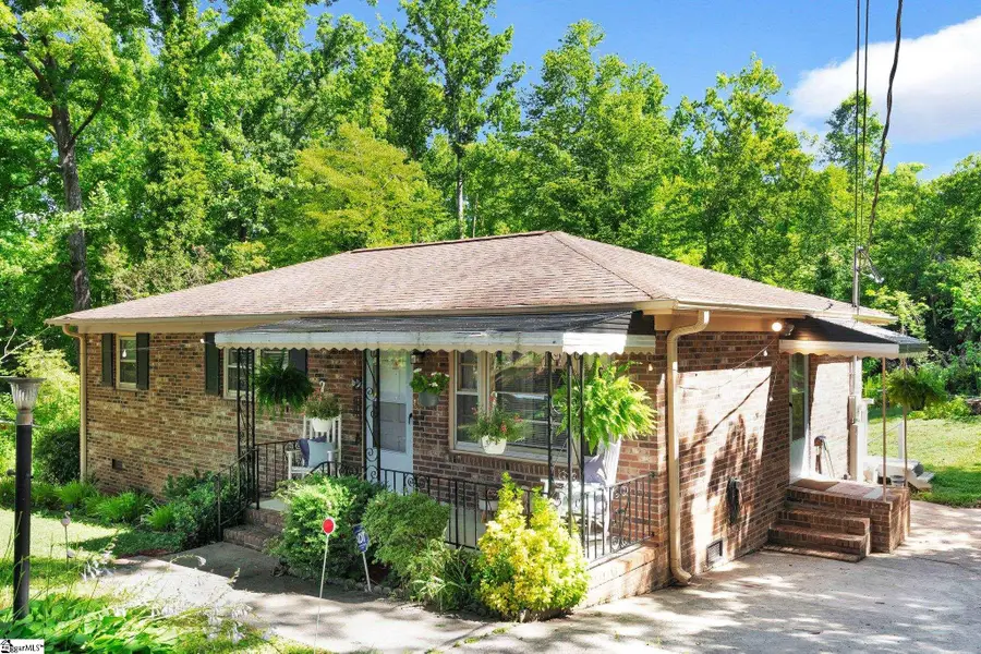 16 Theodore Circle, Greenville, SC 29611 - #2
