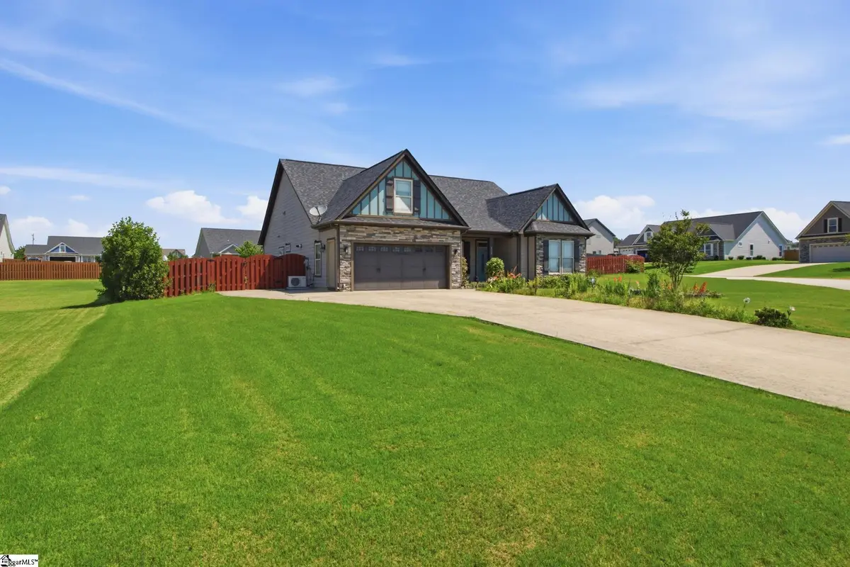 222 Creekside Farms Way, Duncan, SC 29334-4500 - #1