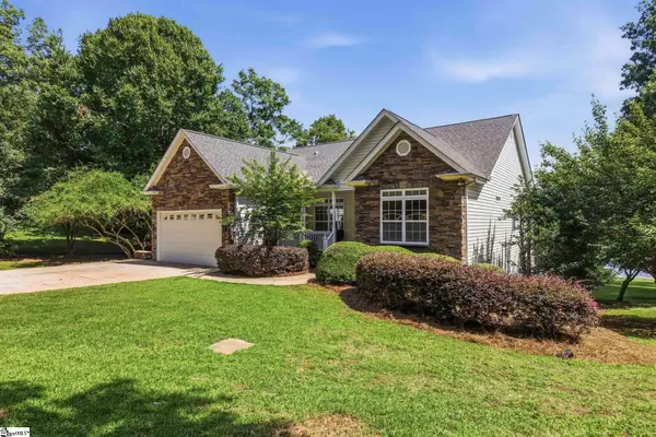 138 Yacht Drive, Laurens, SC 29360