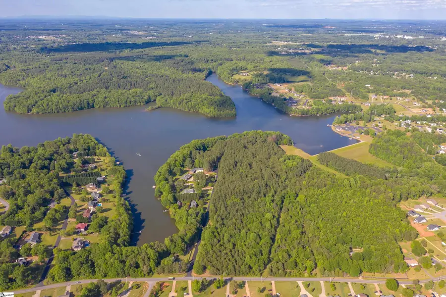 355 Gibbs Road, Wellford, SC 29385 - #2
