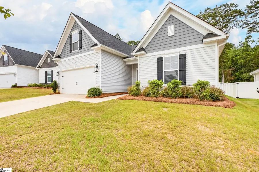 537 Clairbrook Court, Greer, SC 29651 - #3