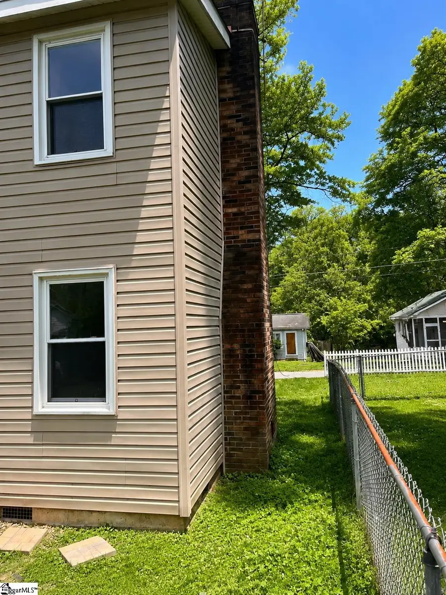 32 School Street, Enoree, SC 29335 - #3