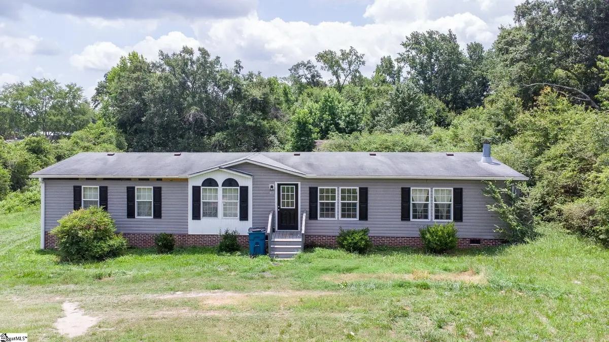 13869 S Highway 101, Gray Court, SC 29645 - #1