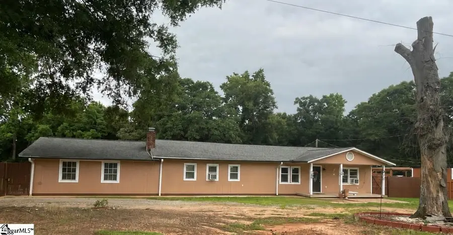 300 Baldwin Street, Honea Path, SC 29654 - #2