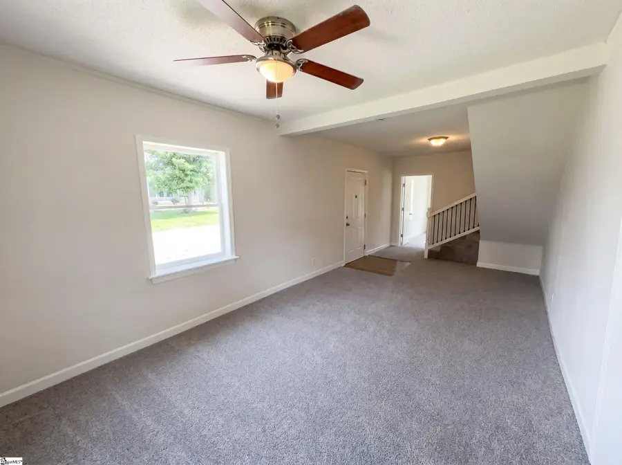 202 E Centennial Street, Clinton, SC 29325 - #3