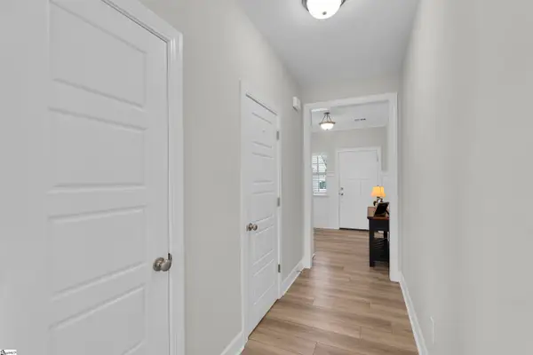311 Hollenbeck Place, Greenville, SC 29607
