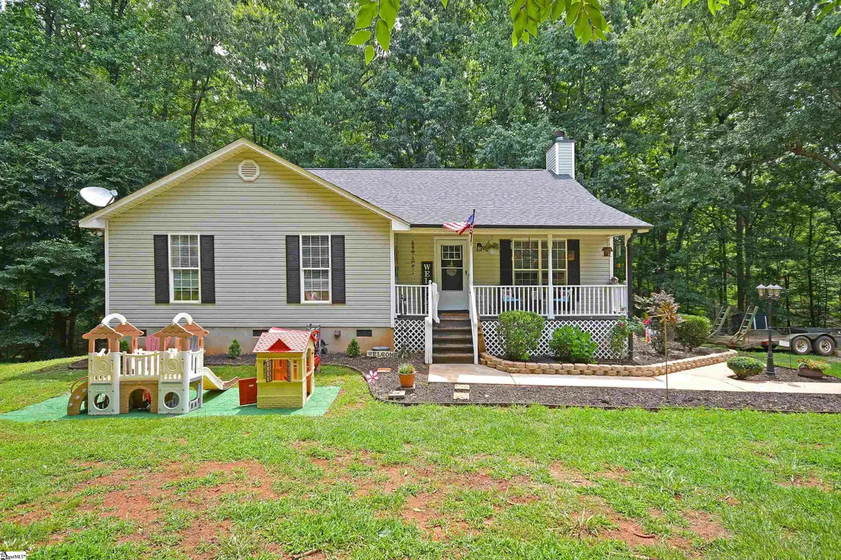 450 Waspnest Road, Wellford, SC 29385 - #1