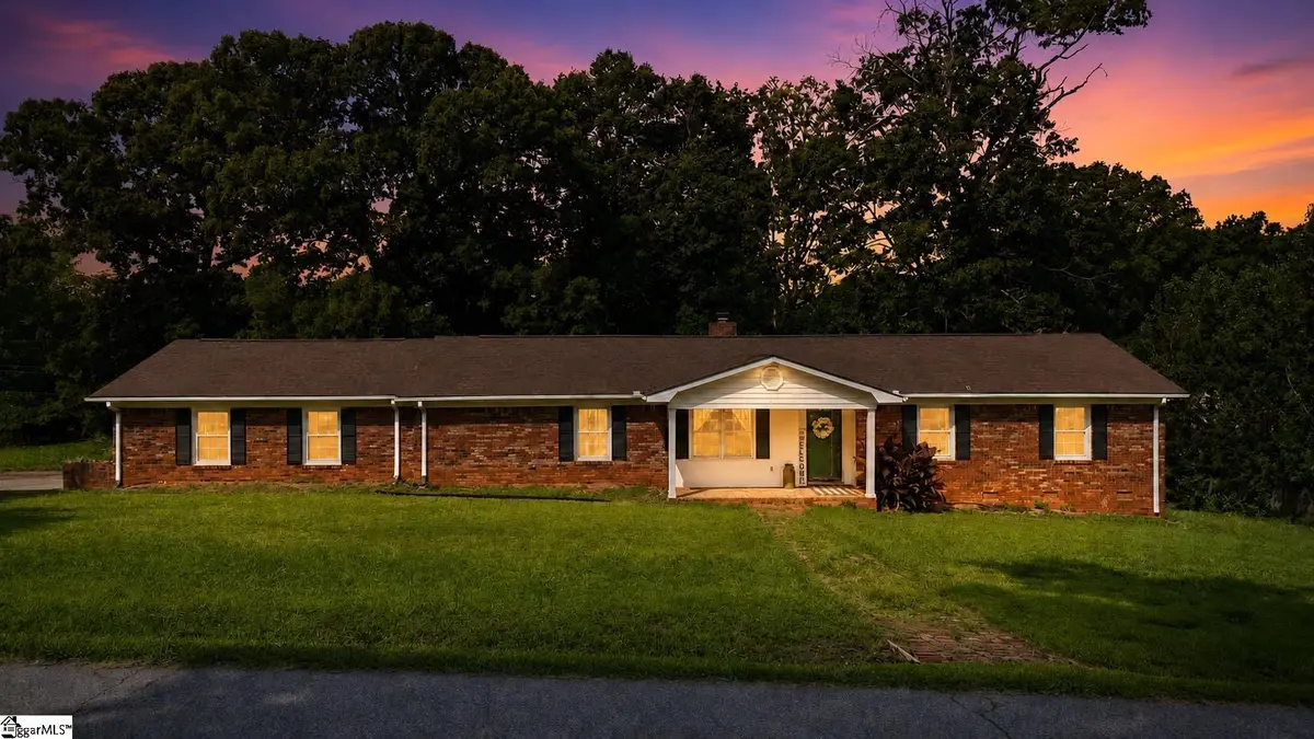 220 Millwood Lane, Wellford, SC 29385 - #1