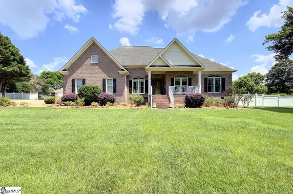 9 Montague Circle, Greenville, SC 29617