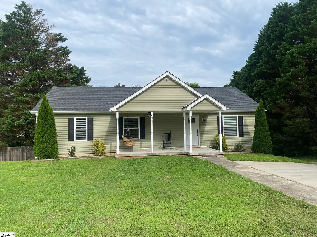 224 Irby Avenue, Laurens, SC 29360 - #1