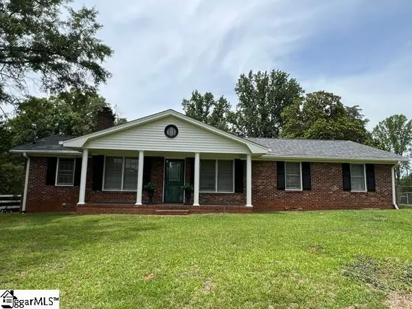 5 Green Leaf Drive, Greenville, SC 29617