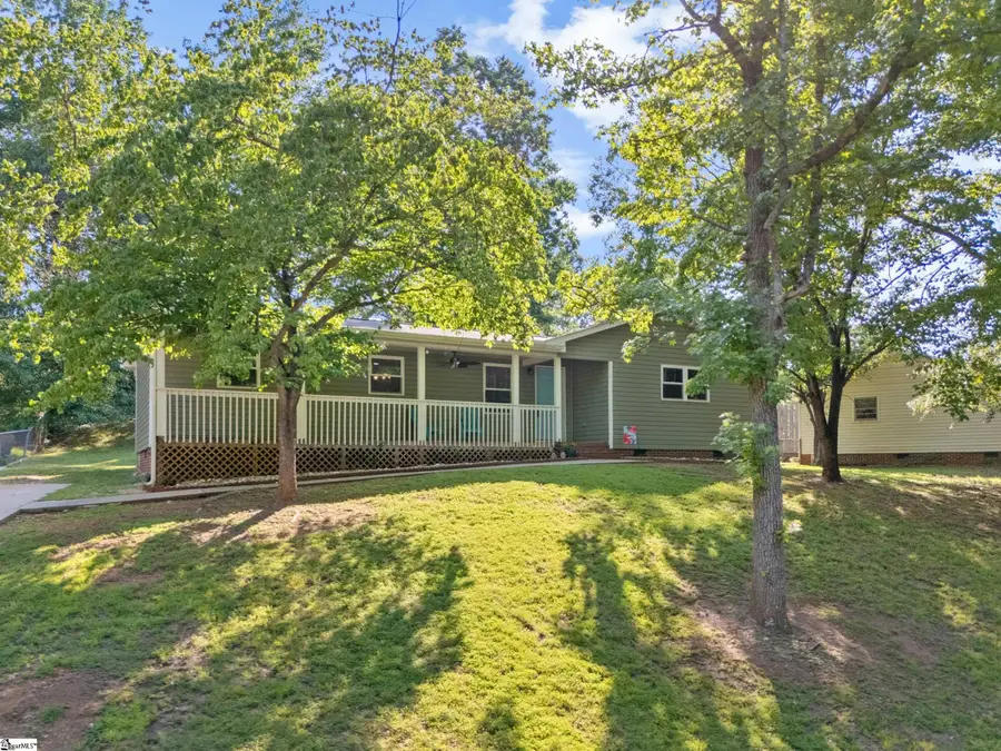 104 Pinonwood Court, Simpsonville, SC 29680 - #2