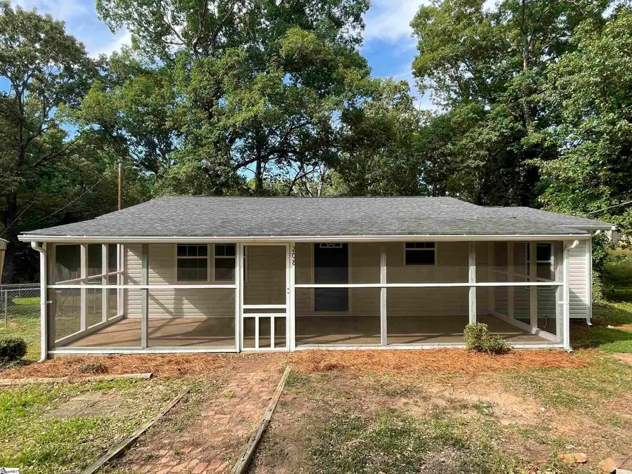 210 Washborn Avenue, Pendleton, SC 29670 - #3
