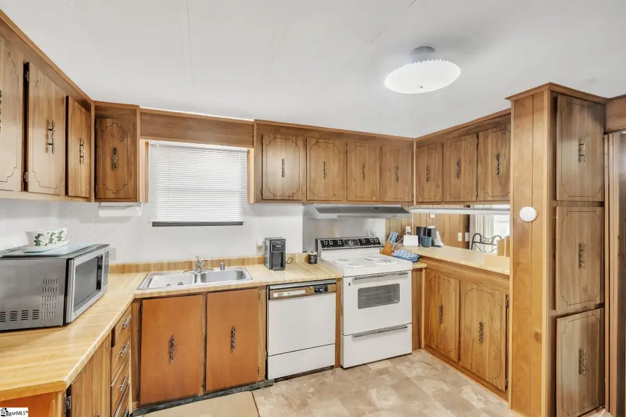 207 Wallace Drive, Easley, SC 29640 - #3