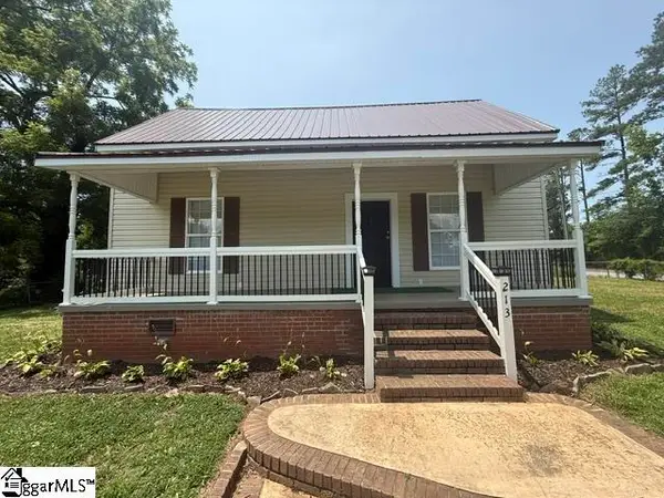 213 Magnolia Street, Clinton, SC 29325