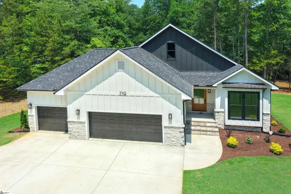 719 Pinson Farm Road, Belton, SC 29627-8109