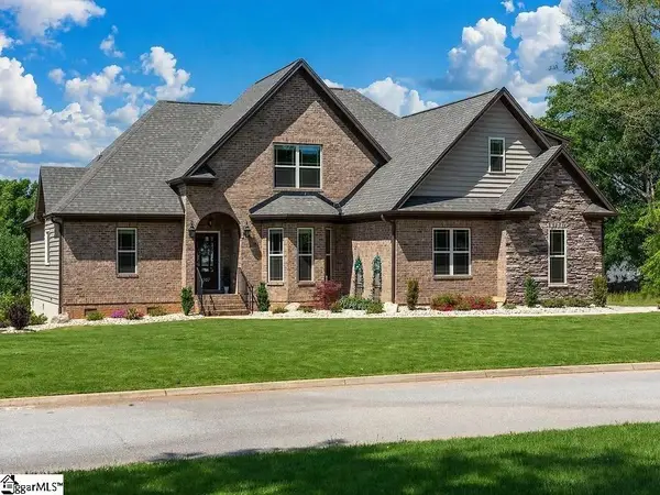 207 Poplar Ridge Road, Simpsonville, SC 29681