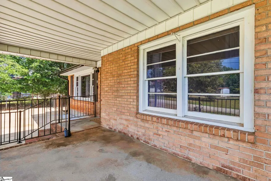 8 Bainbridge Drive, Greenville, SC 29611 - #3