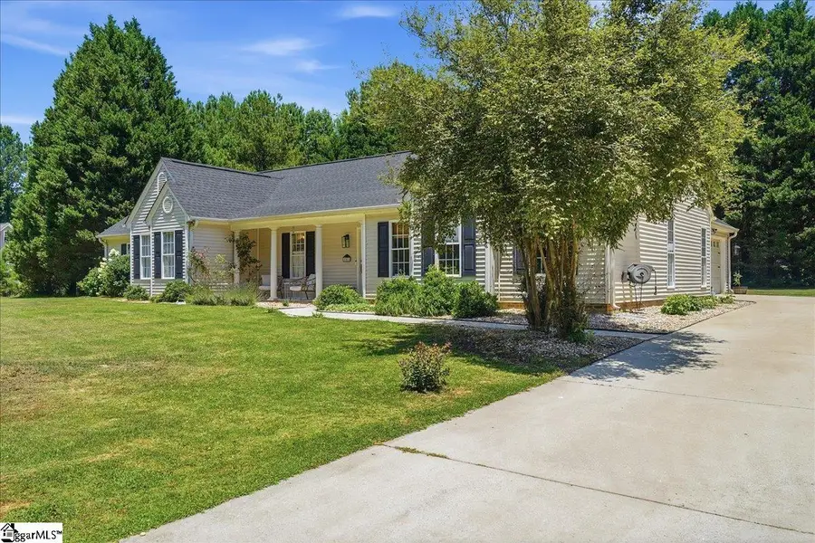 201 Haynie Drive, Belton, SC 29627 - #3