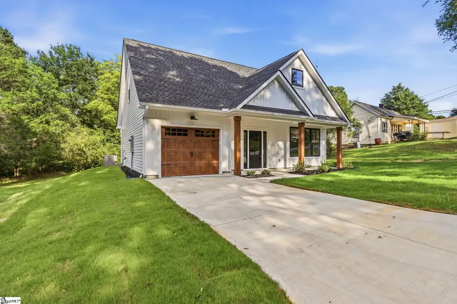 10 N Azalea Street, Liberty, SC 29657 - #2
