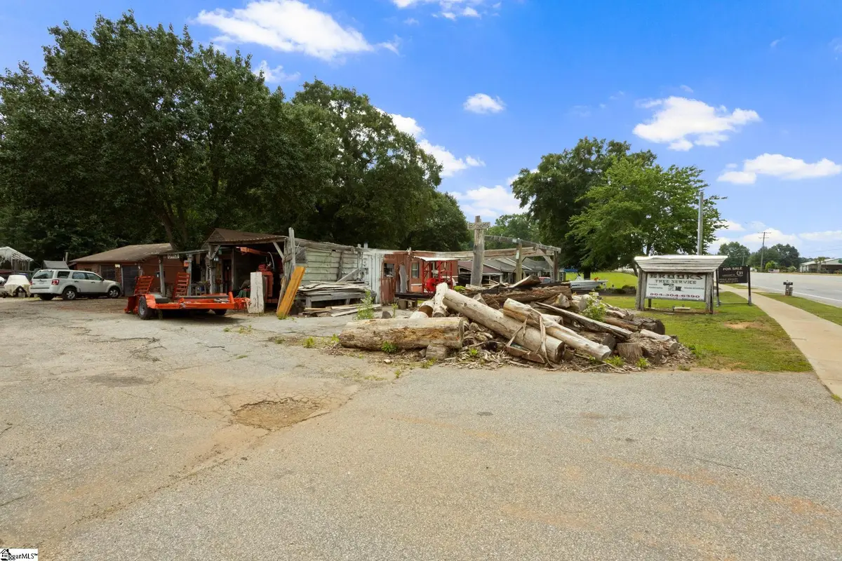 5420 Highway 9, Boiling Springs, SC 29316 - #1