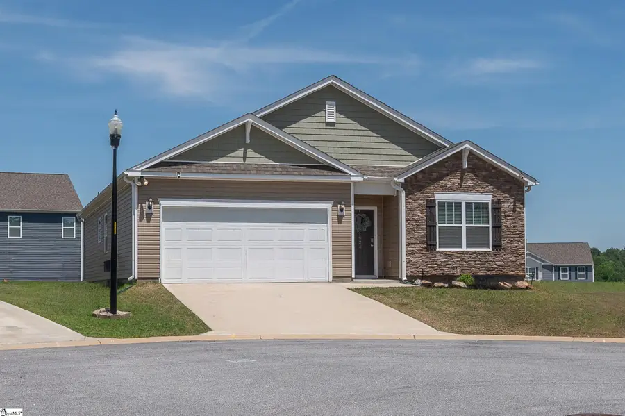 1924 Hunters Run Circle, Woodruff, SC 29388 - #2