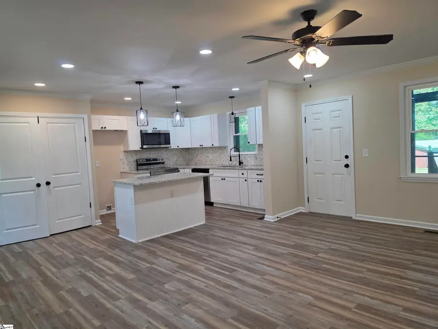 201 Cheyenne Drive, Simpsonville, SC 29680 - #3