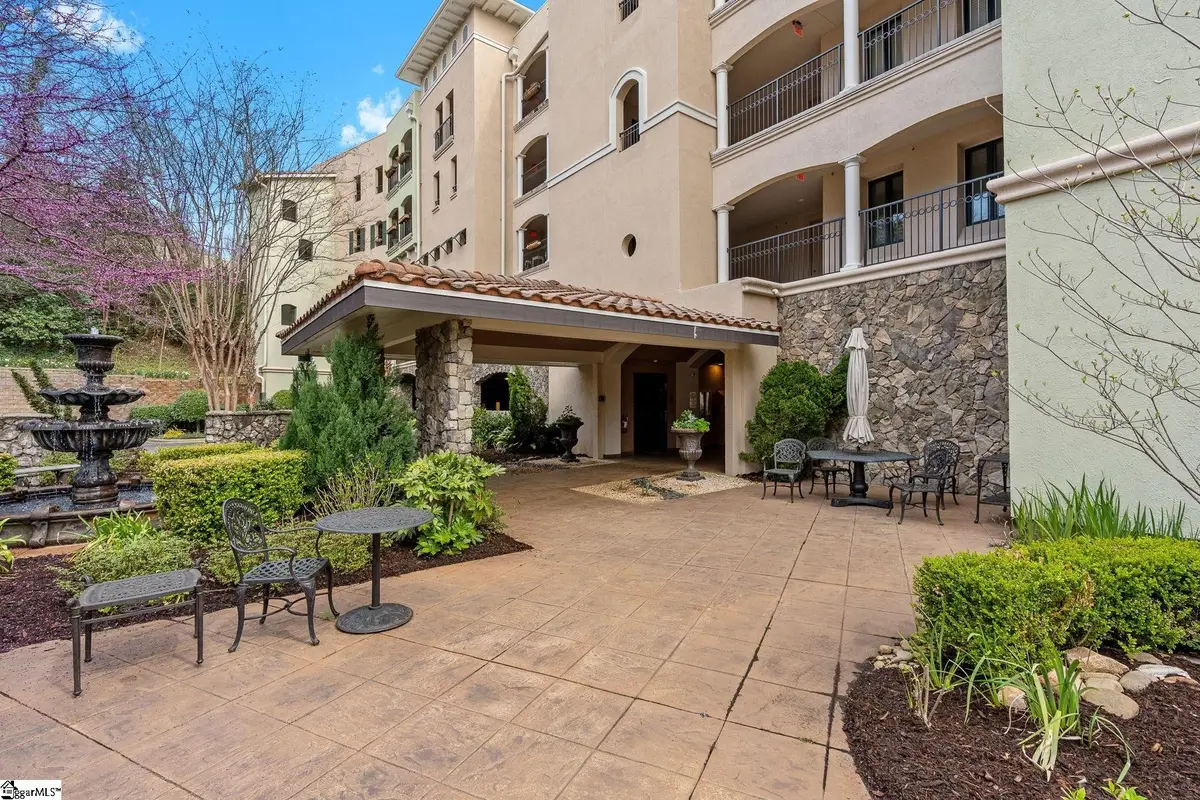 1209 E Washington Street #Unit 304, Greenville, SC 29601 - #1