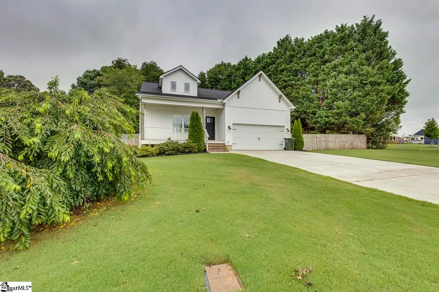 202 Meadow Lane, Easley, SC 29642 - #2