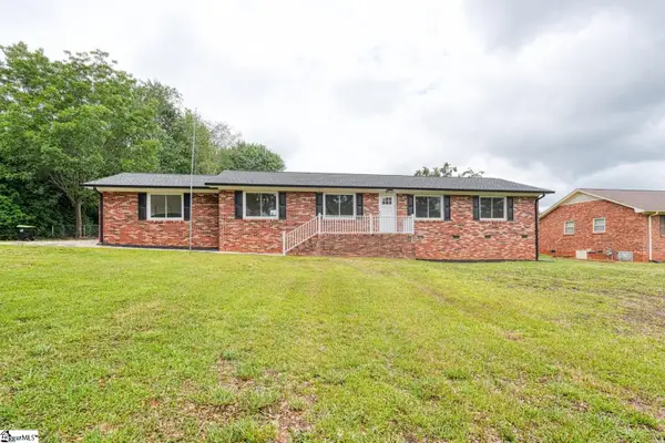 222 Northgate Circle, Boiling Springs, SC 29316