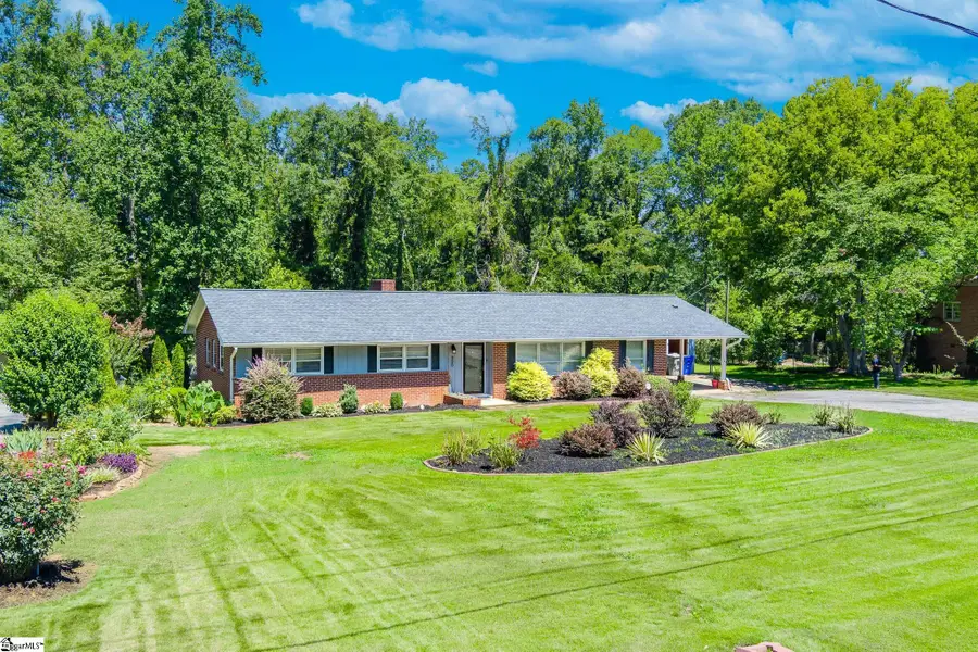 220 Holly Drive, Spartanburg, SC 29301 - #2